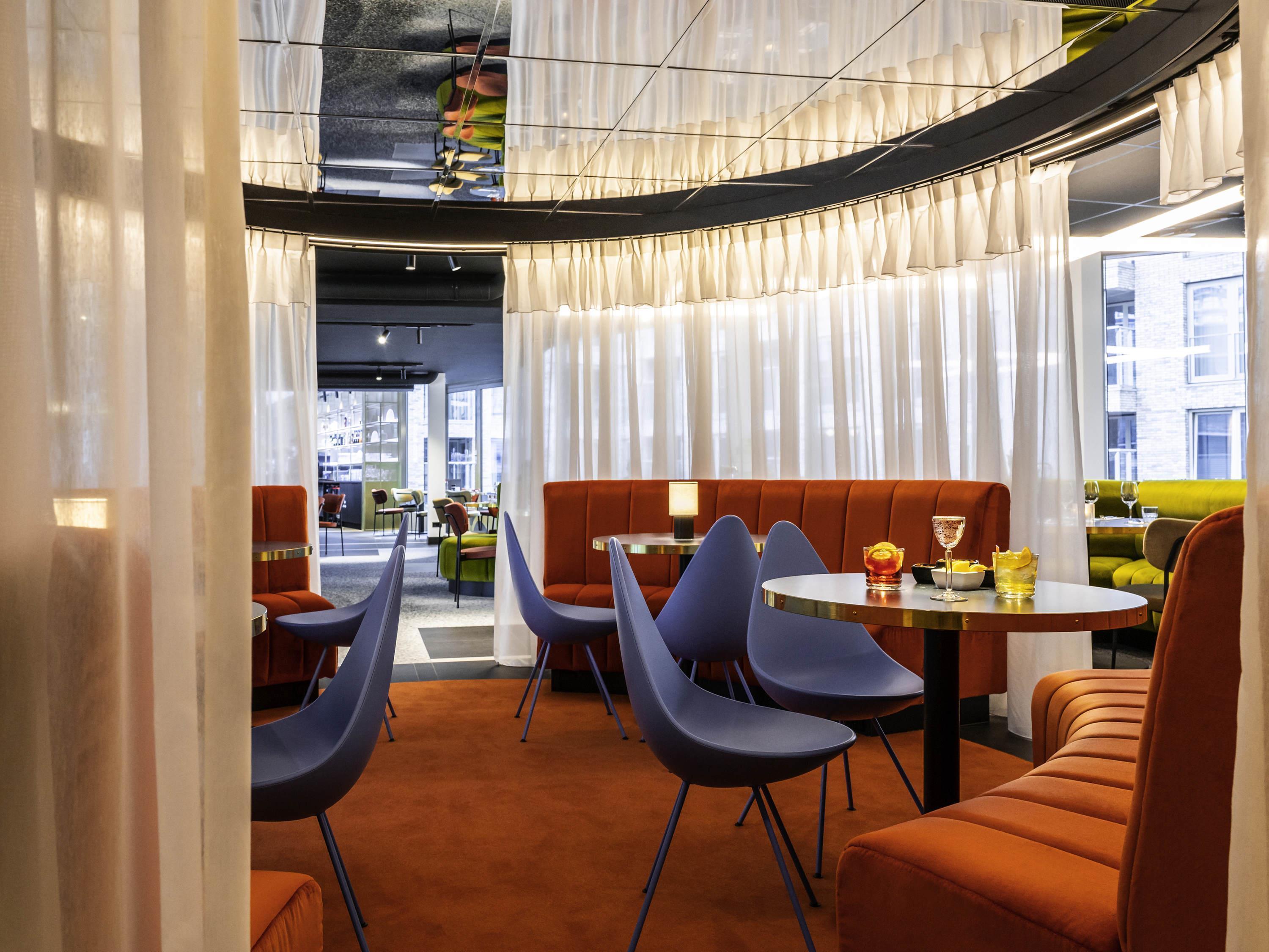 Bar/Salón TRIBE Amsterdam City