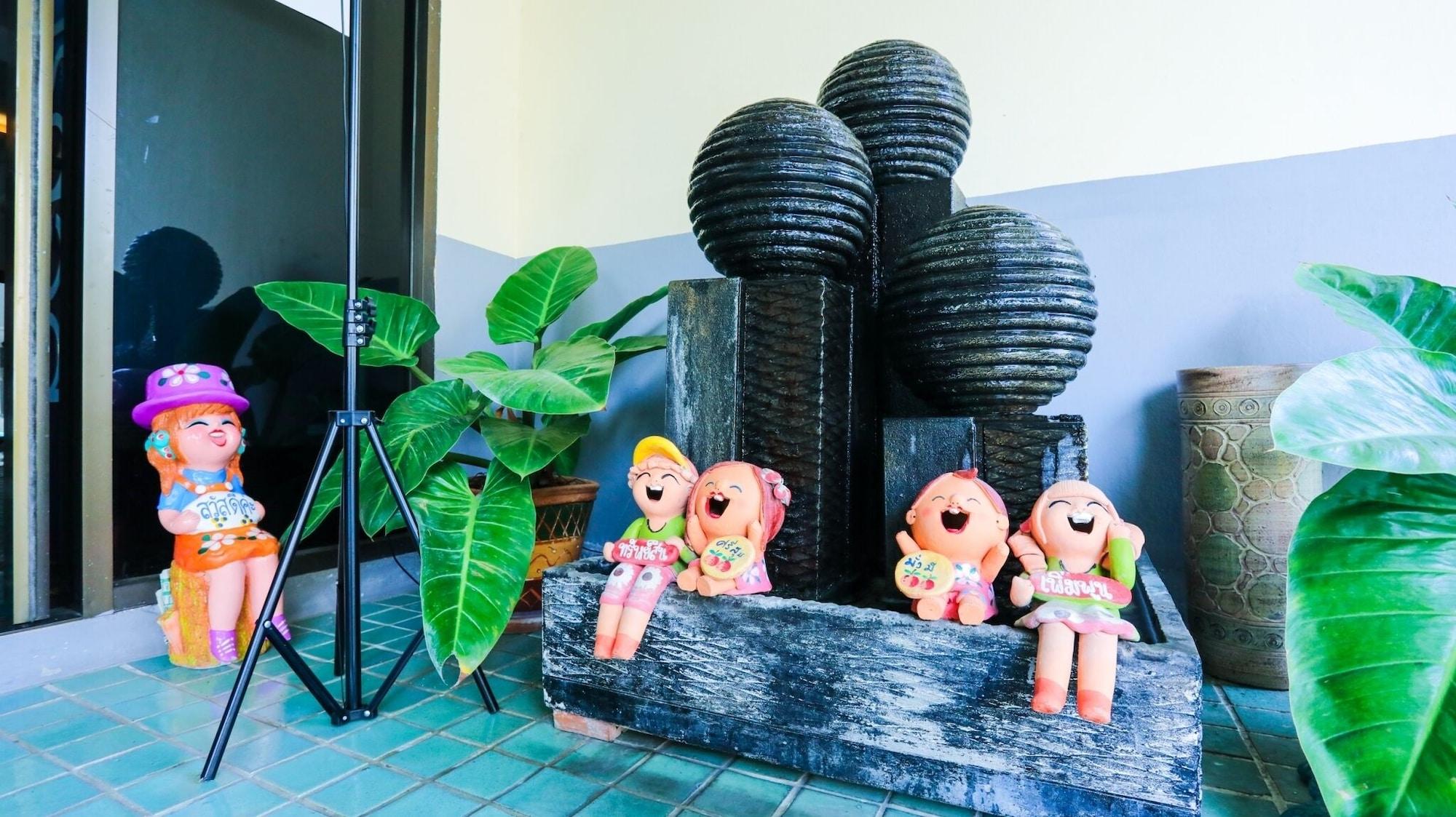 Vista Exterior Central Place Hotel