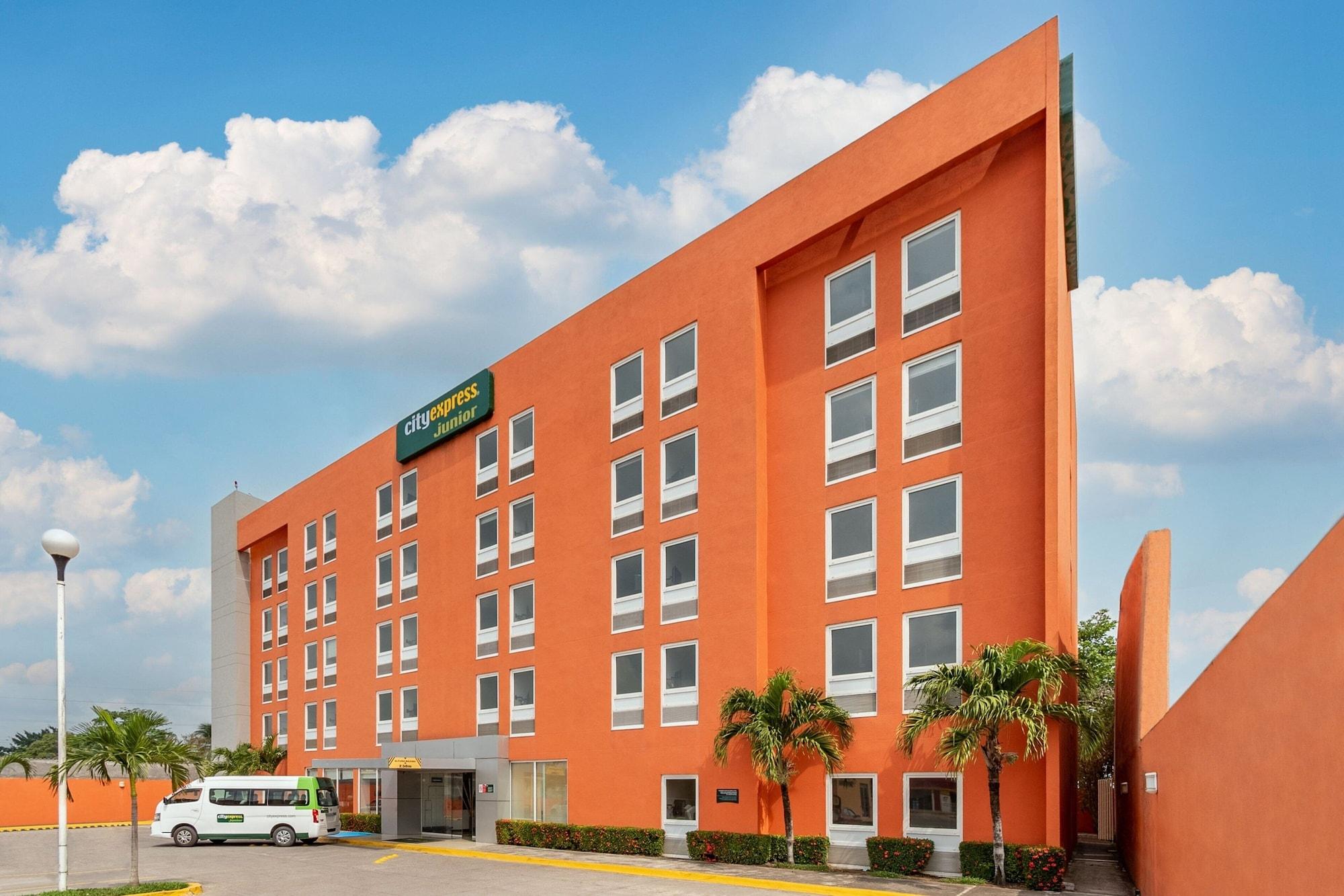 Varios City Express Junior by Marriott Veracruz Aeropuerto