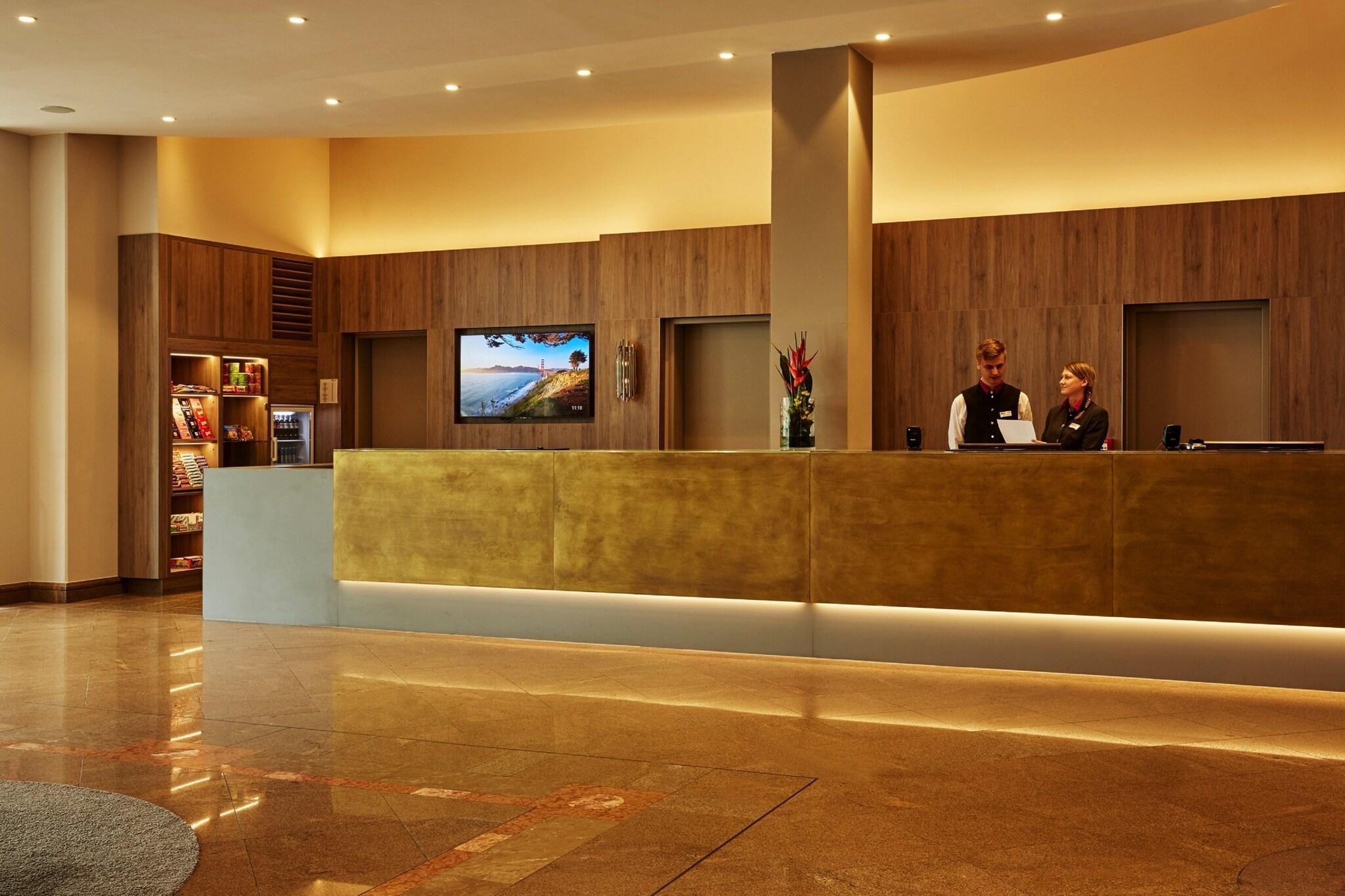 Vista Lobby H4 Hotel Hannover Messe