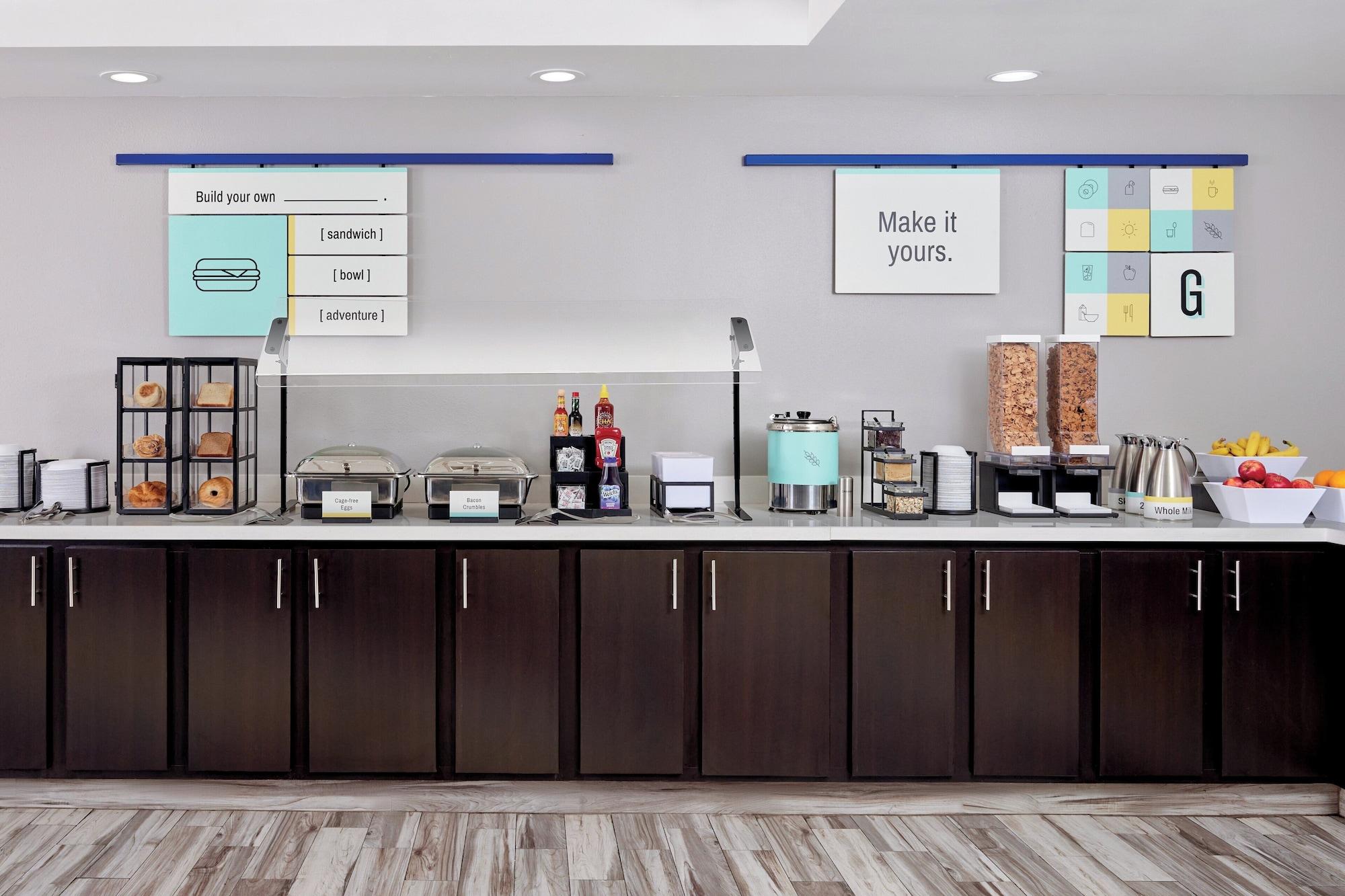 Restaurant Garner Hotel Mazatlan Beach by IHG