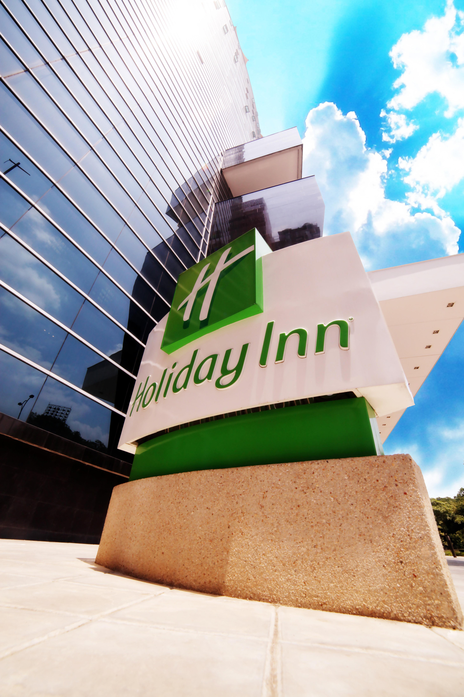Vista Exterior Holiday Inn Bucaramanga Cacique by IHG
