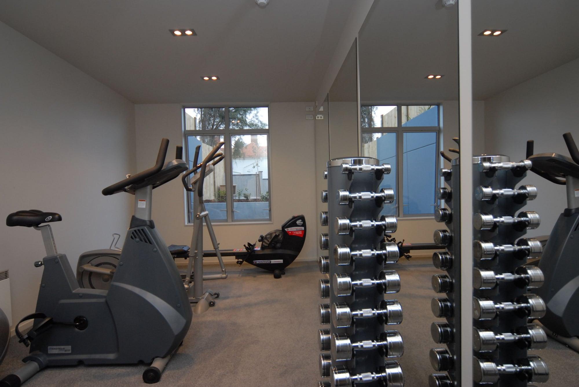 Gimnasio Bluestone On George