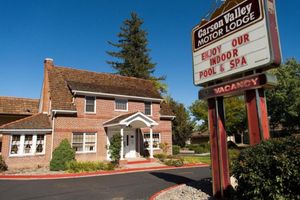 Alojamiento - Carson Valley Inn