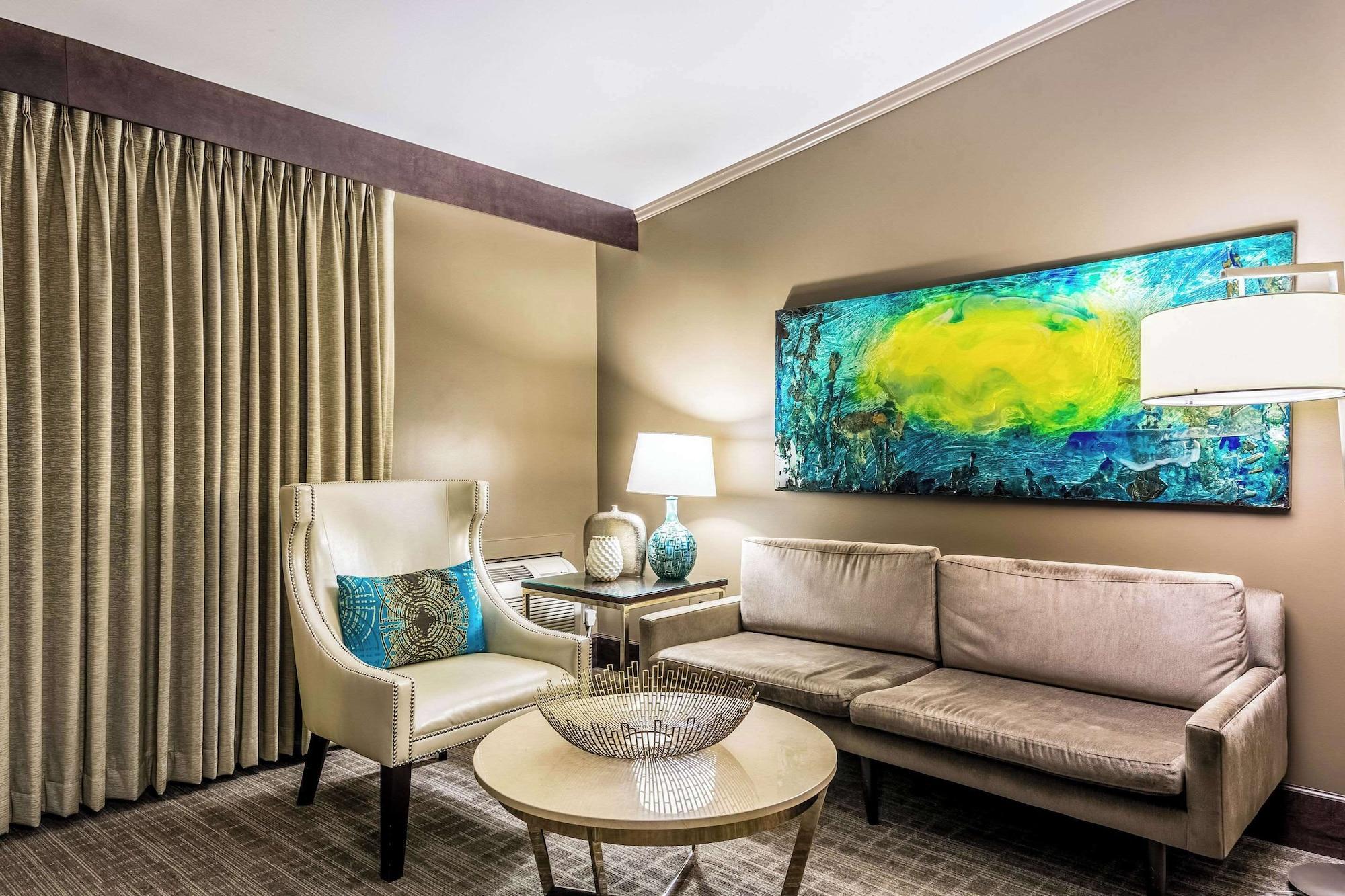 Habitación Oasis Hotel & Conv Center, Ascend Hotel Collection