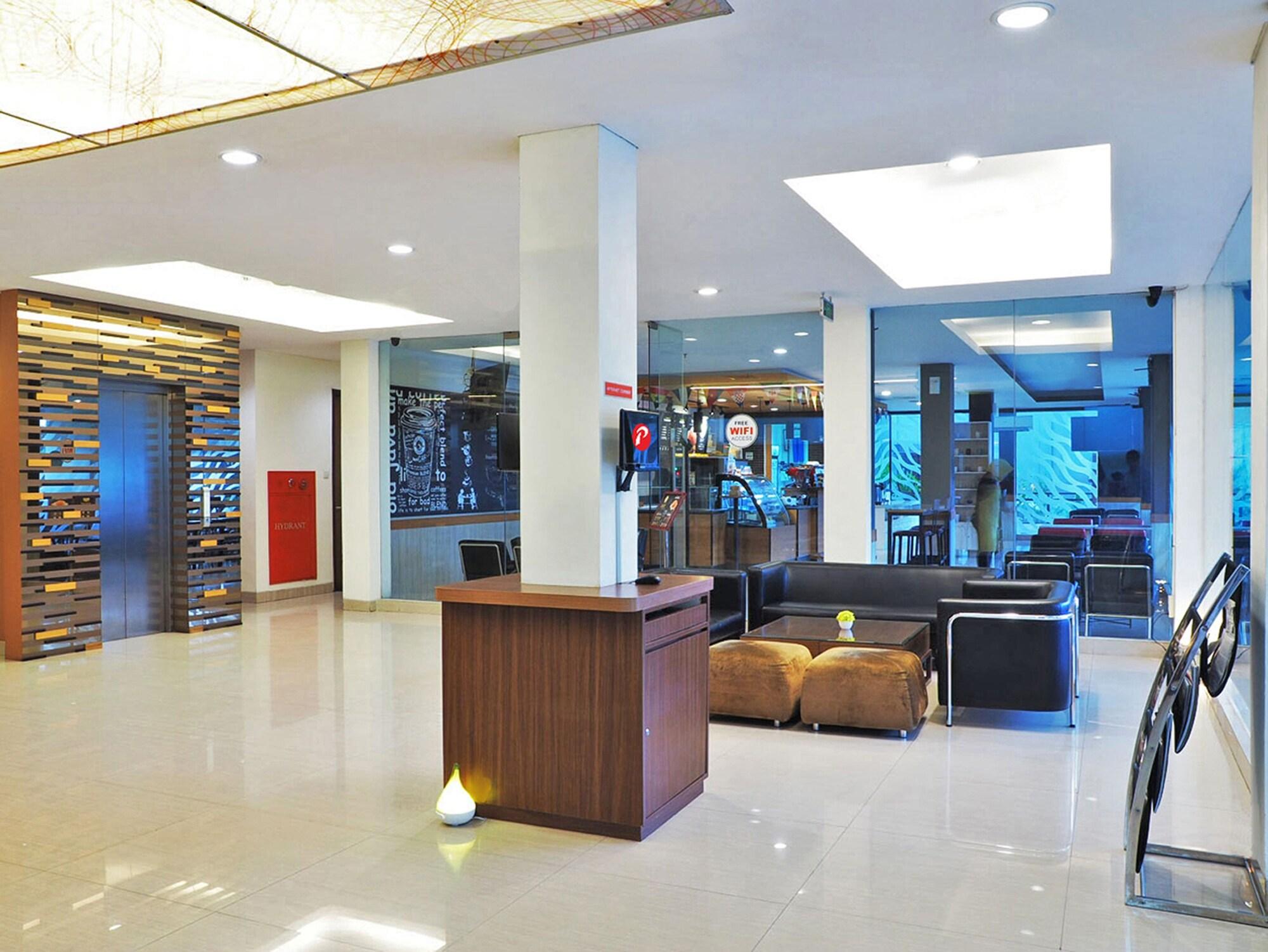 Varios d'primahotel ITC Mangga Dua