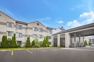 Alojamiento - Candlewood Suites Grand Rapids Airport