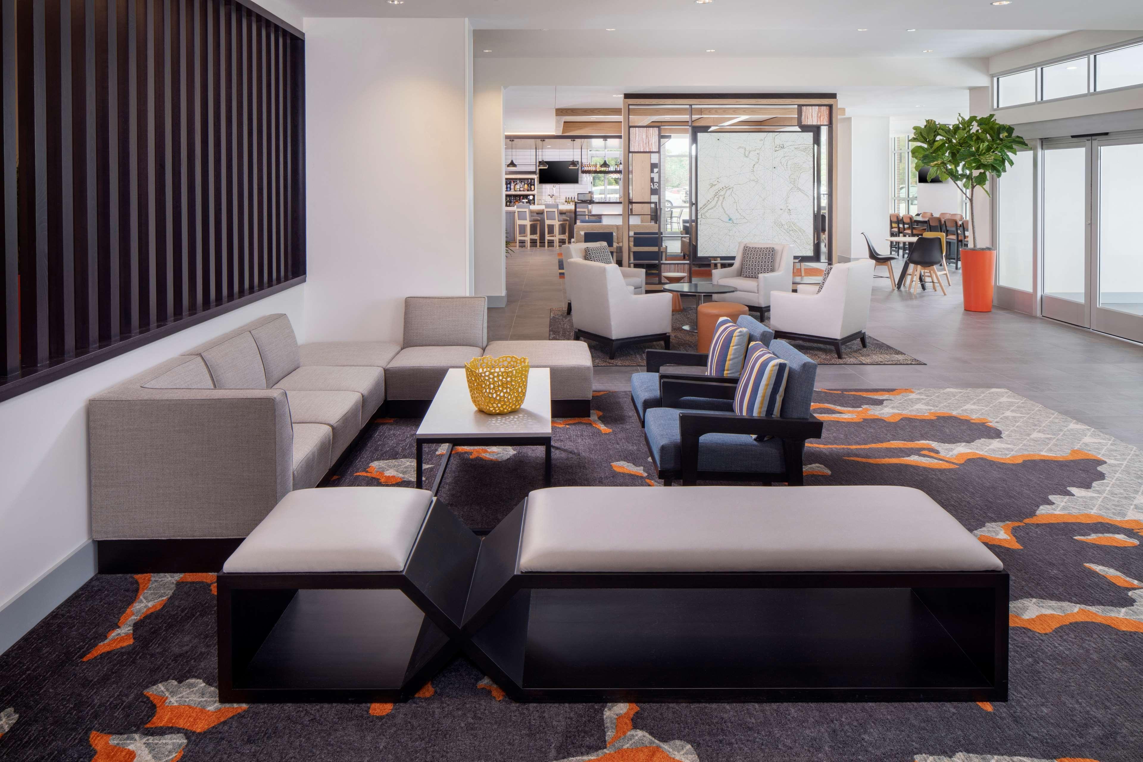 Vista Lobby Hyatt House Charleston/Mount Pleasant