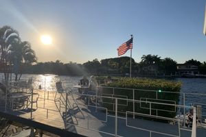 Alojamiento - Holiday Isle Yacht Club