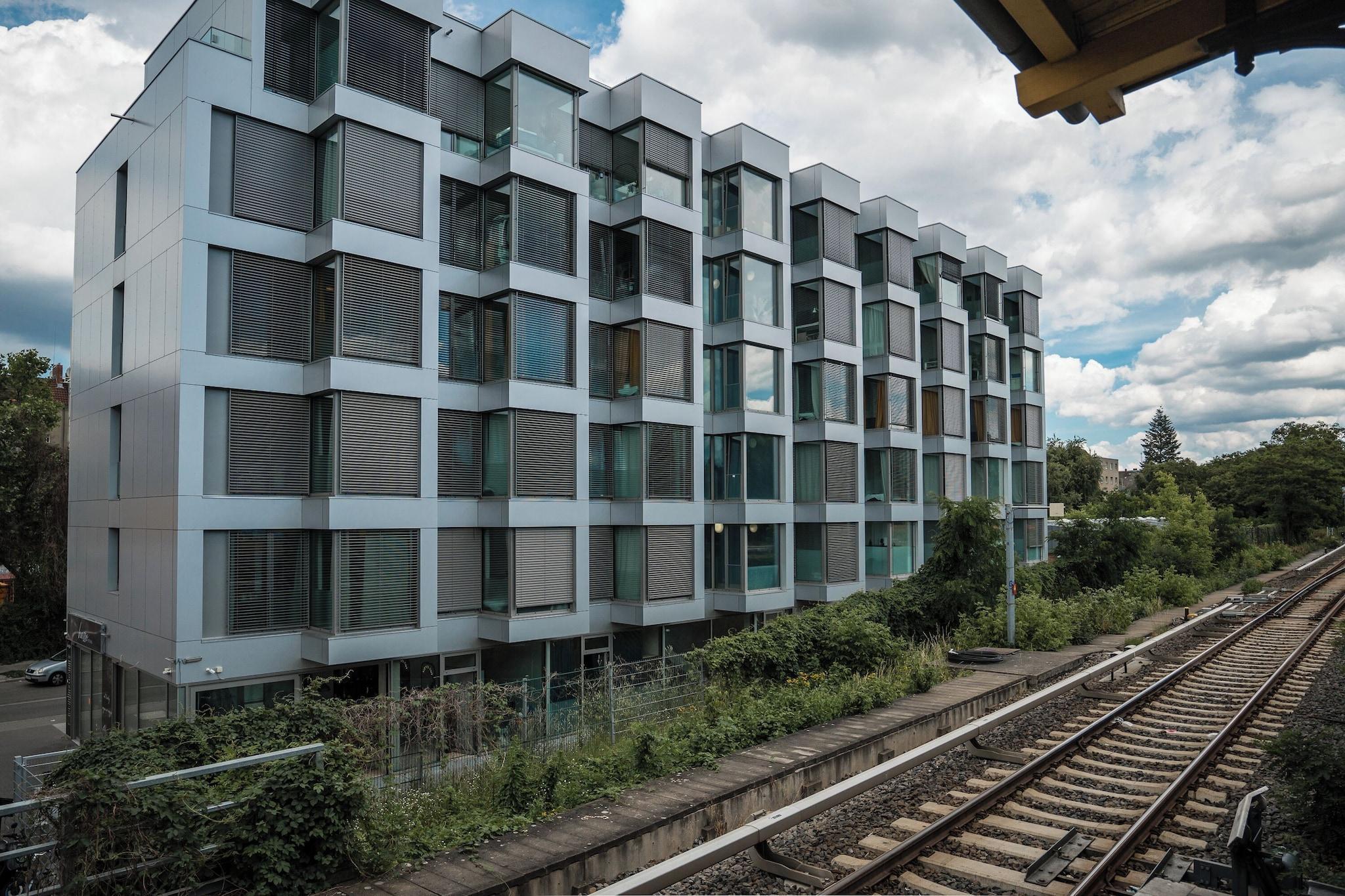 Vista Exterior The Rix Studios & Suites