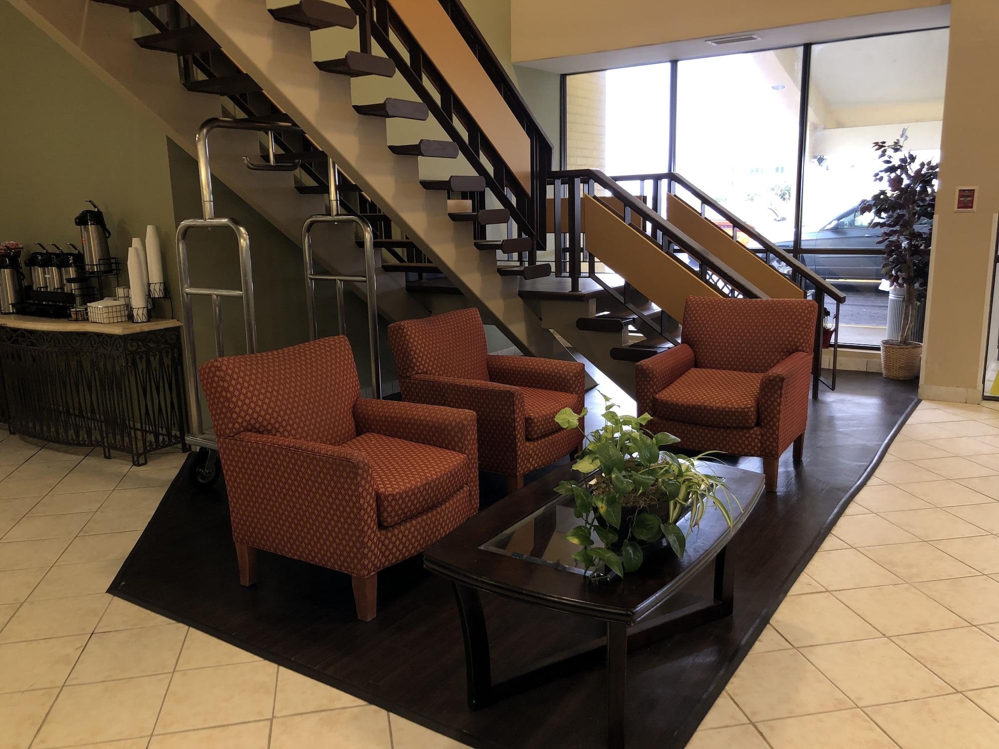 Vista Lobby Baymont by Wyndham Kokomo
