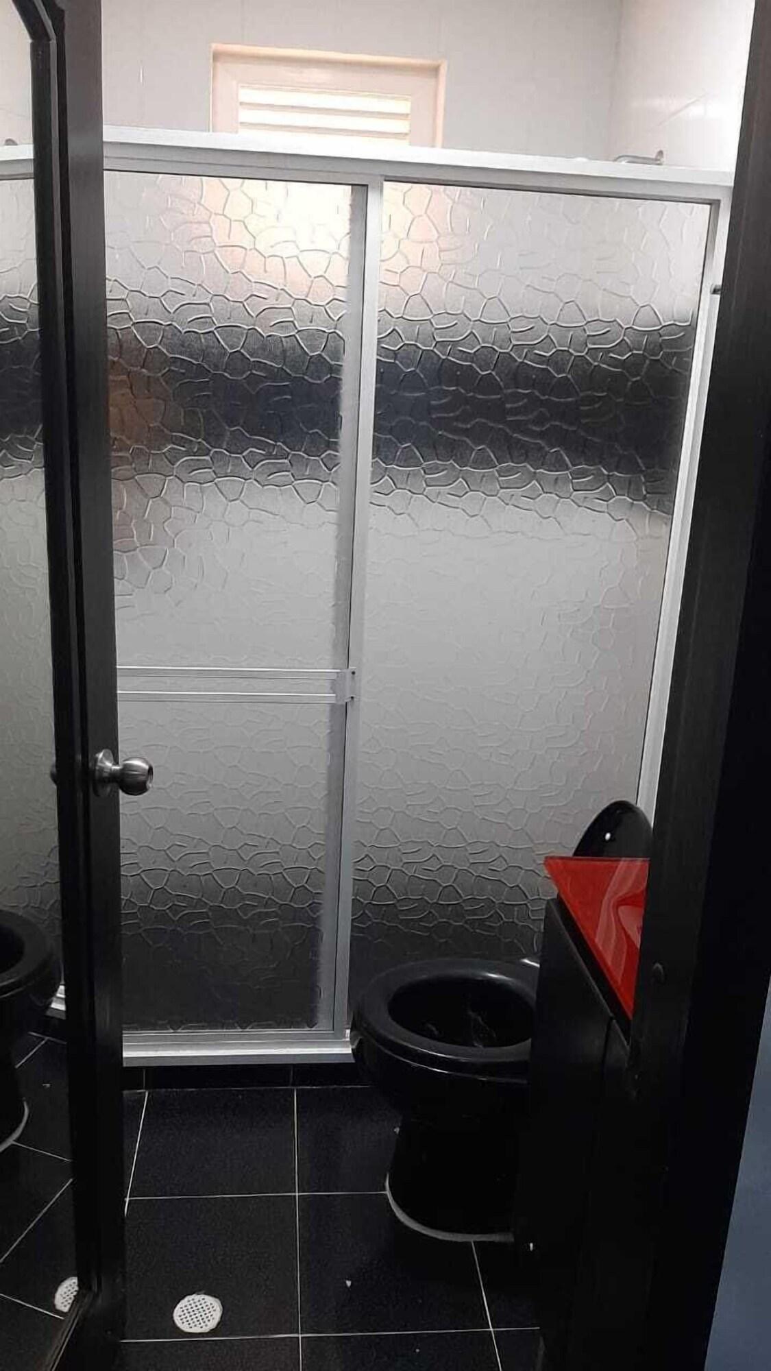 Equipamiento de Habitación Yurys Places