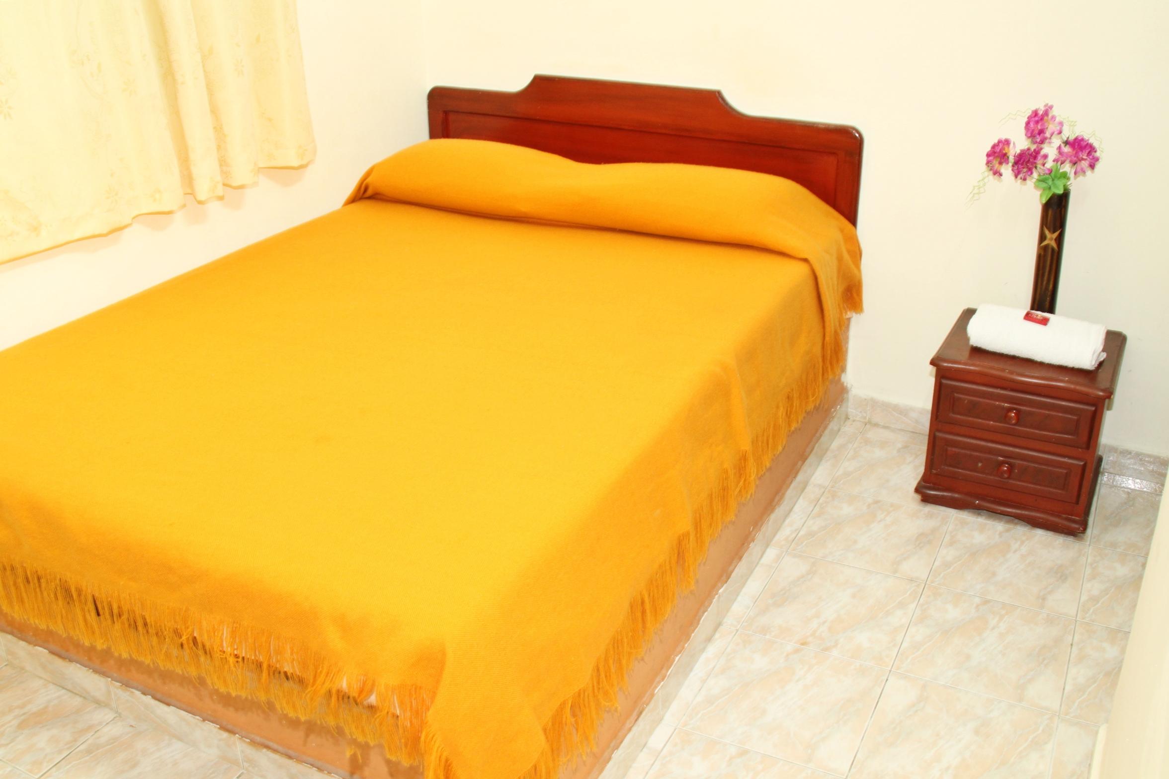 Set de Habitación Hotel Versalles Internacional Cali