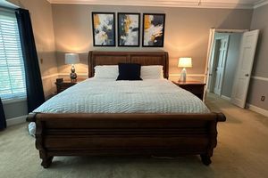 Alquiler Vacacional - World Cup Ready - Spacious 5-Bedroom Home with Pool, Hot Tub, and Outdoor TV