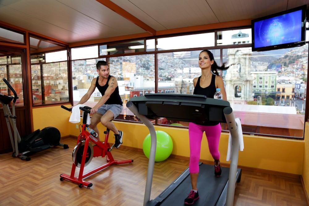 Gimnasio Hotel Emily