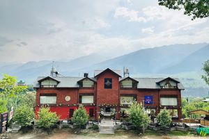 Alojamiento - Crimson inn by Senderos De Pine