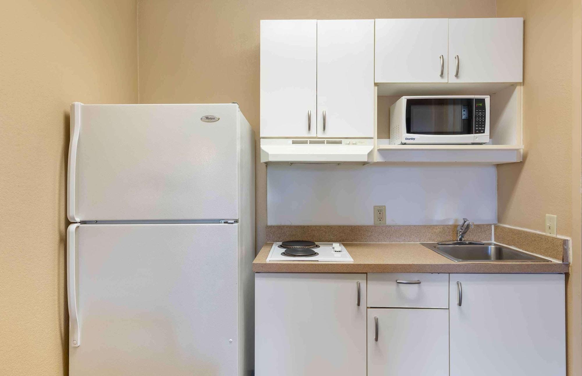 Equipamiento de Habitación Extended Stay America Suites Bakersfield California Avenue