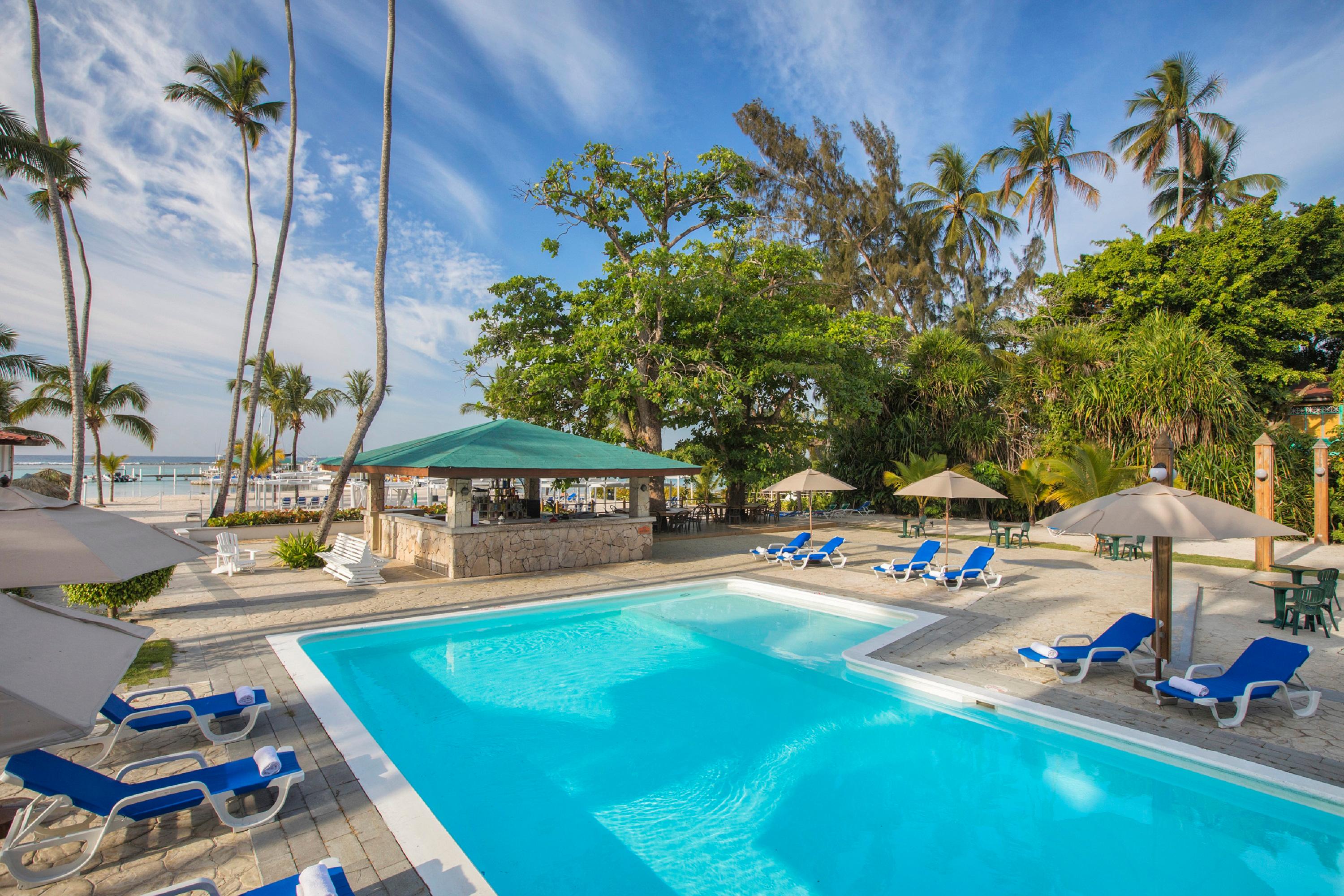 Vista Piscina whala!boca chica-All Inclusive