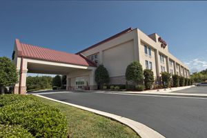 Alojamiento - Hampton Inn Cornelia