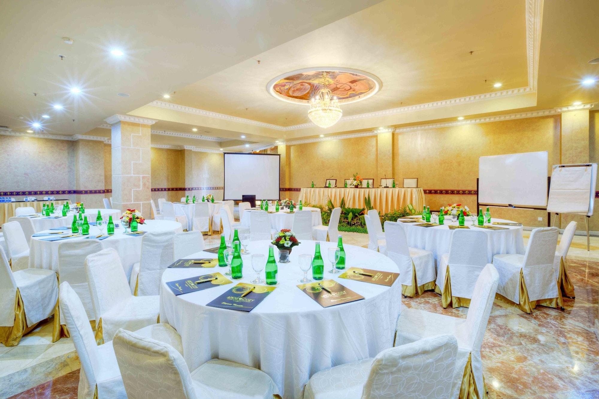 Sala de Reuniones Amos Cozy Hotel & Convention Hall