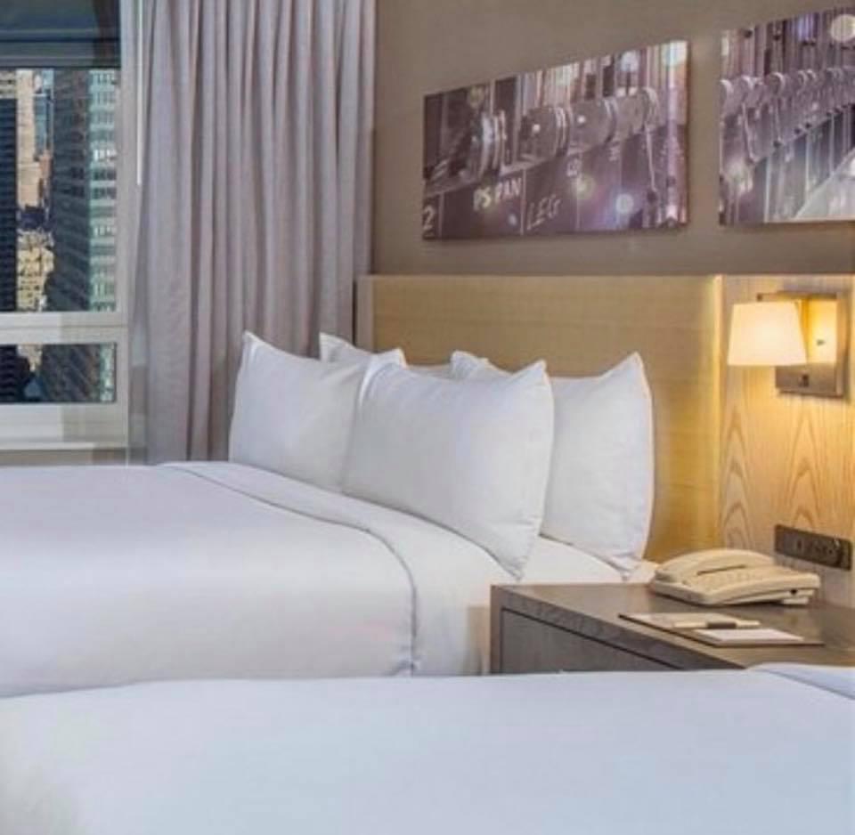 Guest room Doubletree by Hilton New York - Times Square West,