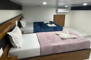 Alojamiento - Yatri Stay inn