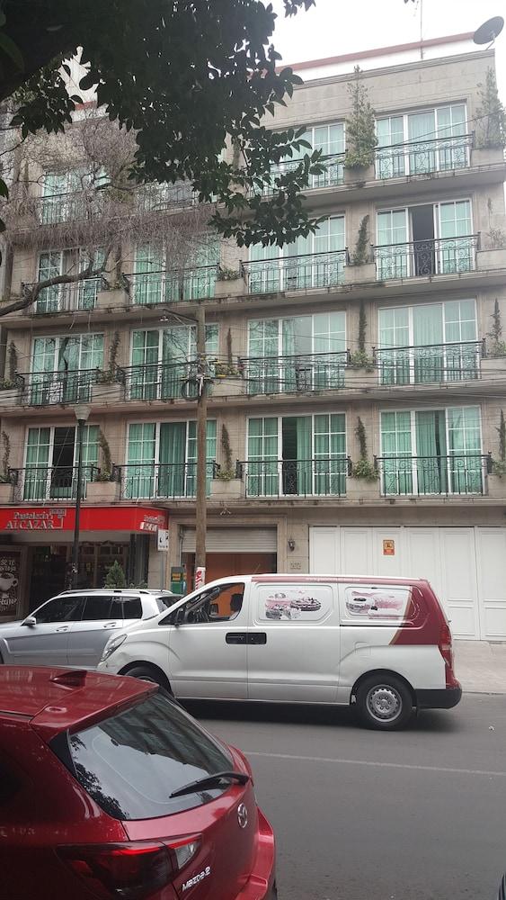 Hotel Suites Lerma 202