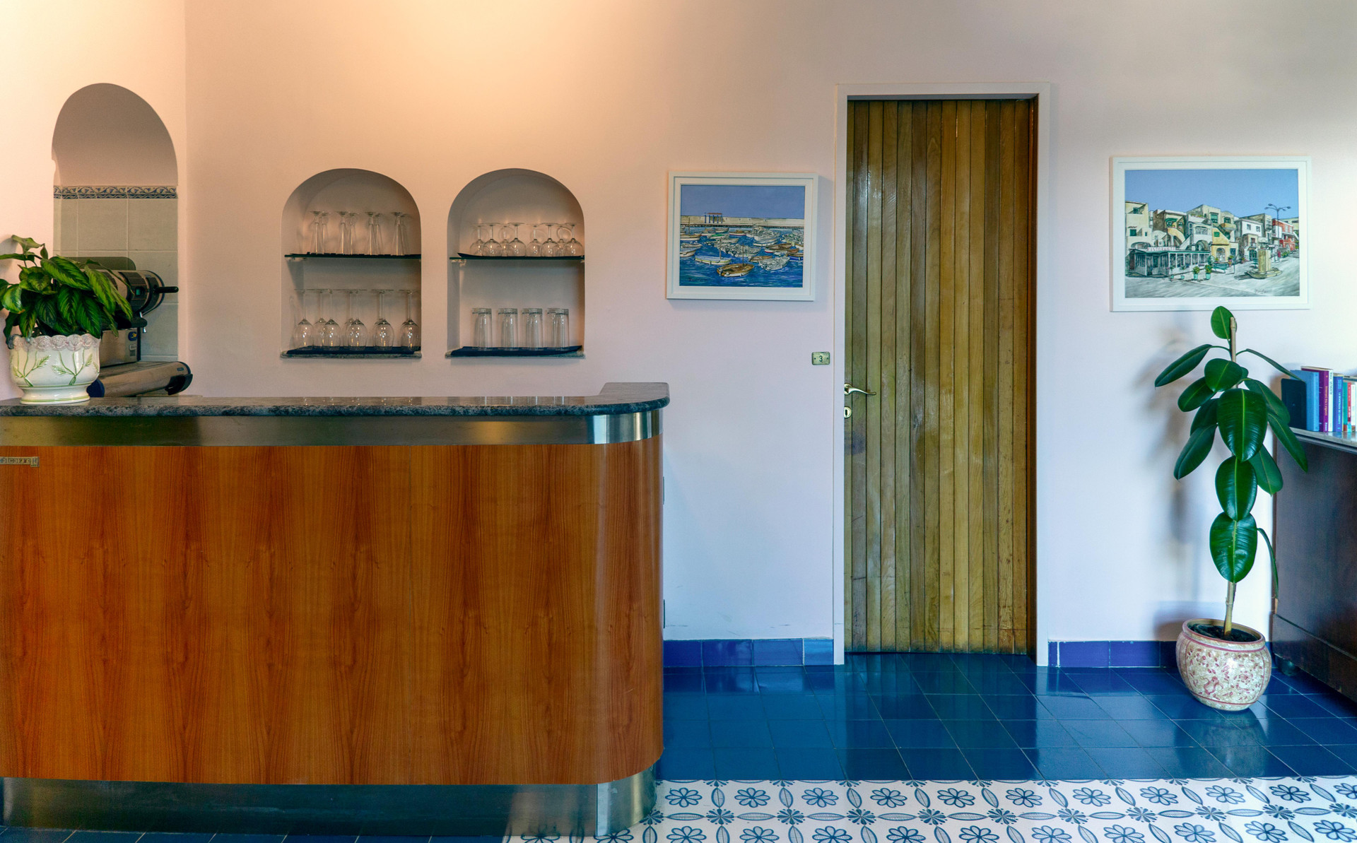 Bar/Salón Bellavista