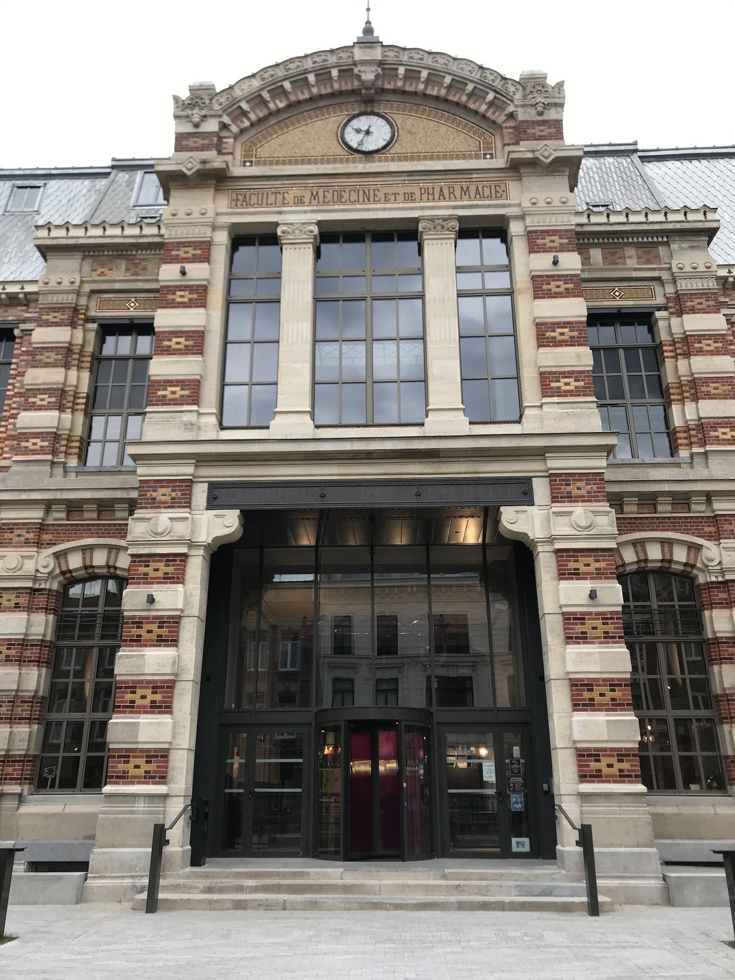Vista Exterior Moxy Lille City