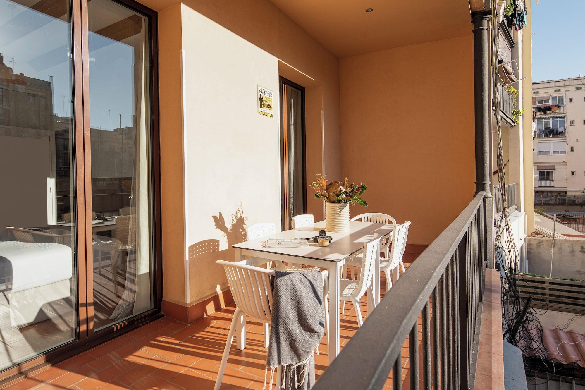 Equipamiento de Habitación Aspasios Market Balconies