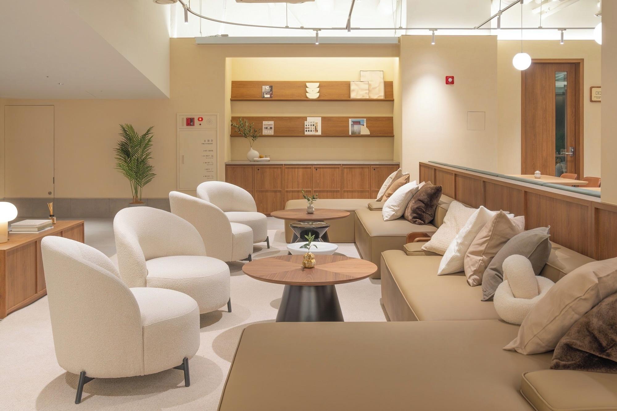Bar/Salón Weave Suites - Sunyu Parkside