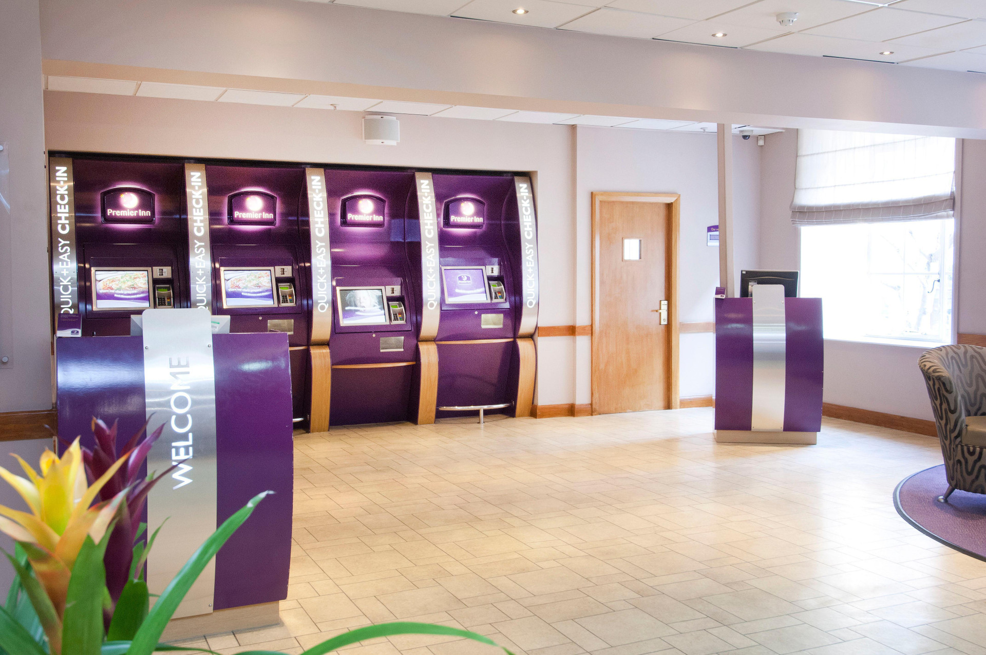 Vista Lobby Premier Inn London County Hall