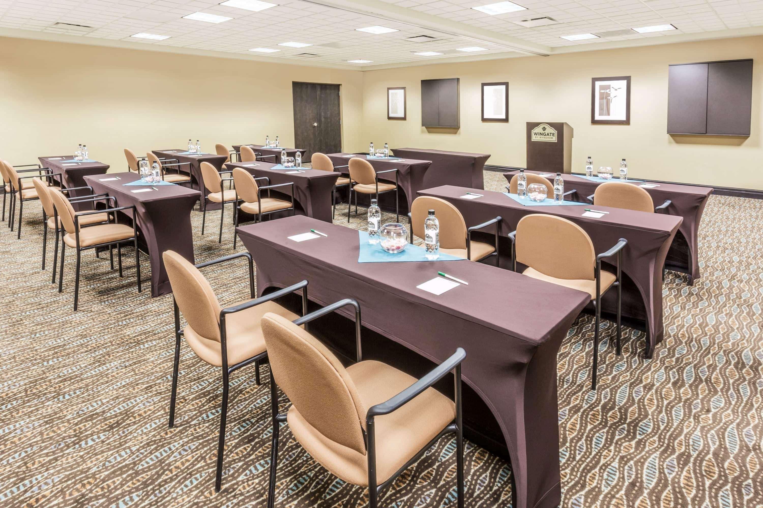 Sala de Reuniones Wingate By Wyndham Regina