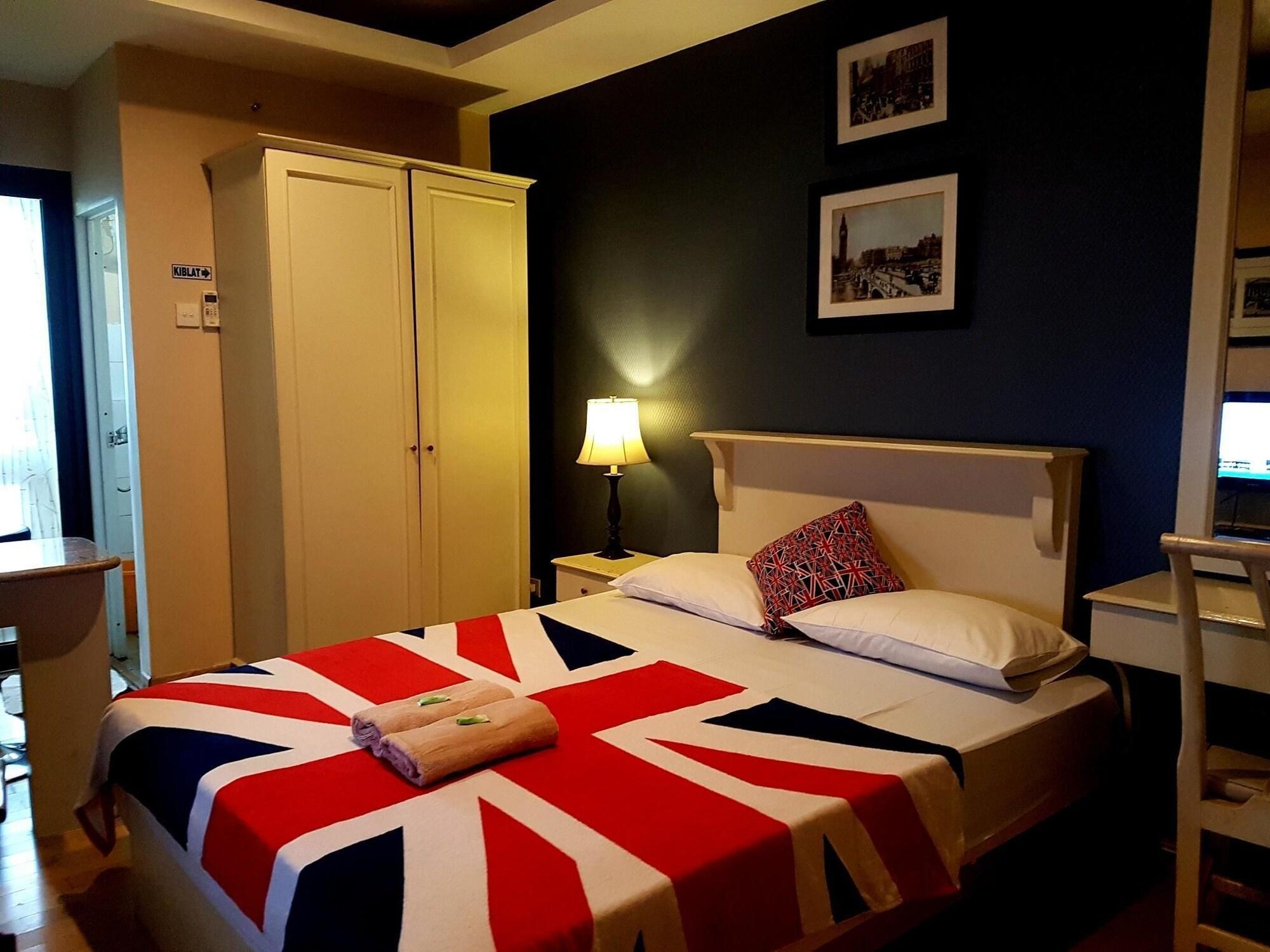 Habitación The London Living at Kebagusan City