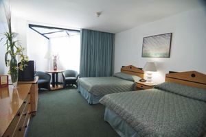 Alojamiento - Hotel Chacao Cumberland
