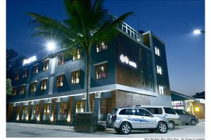 Alojamiento - Gold Hotel