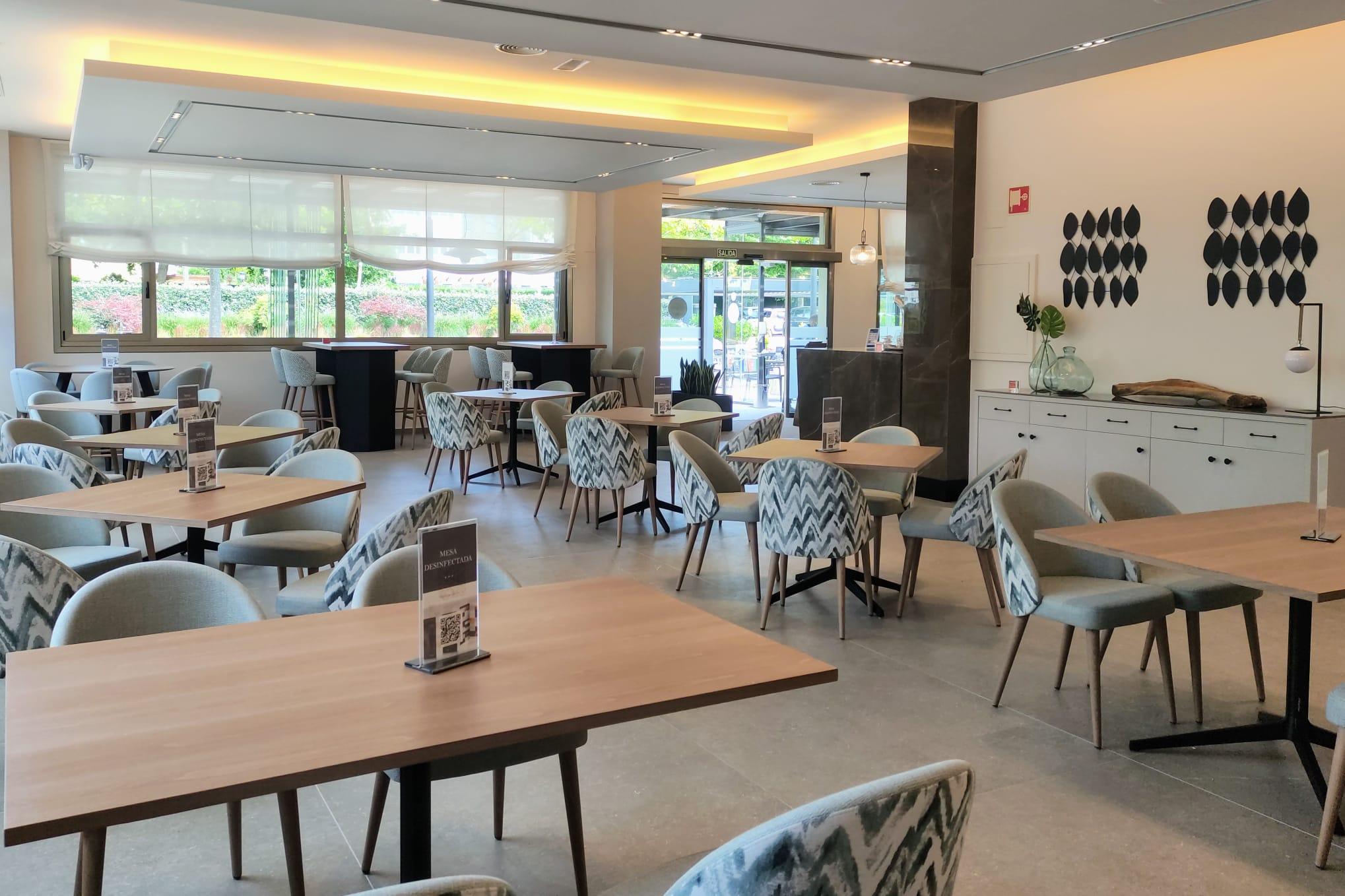 Vista Piscina Aparthotel Attica21 As Galeras