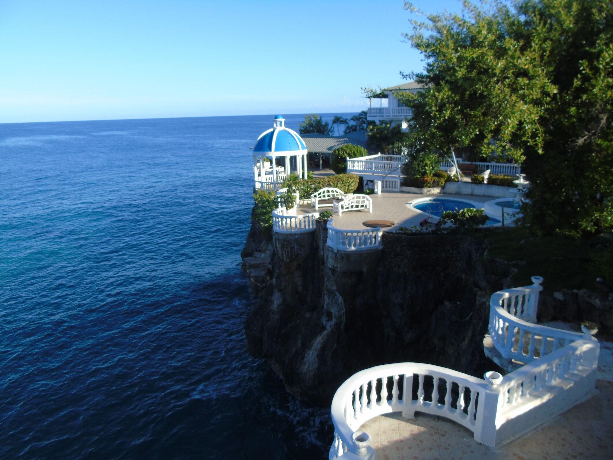 Playa Piergiorgio Palace Hotel
