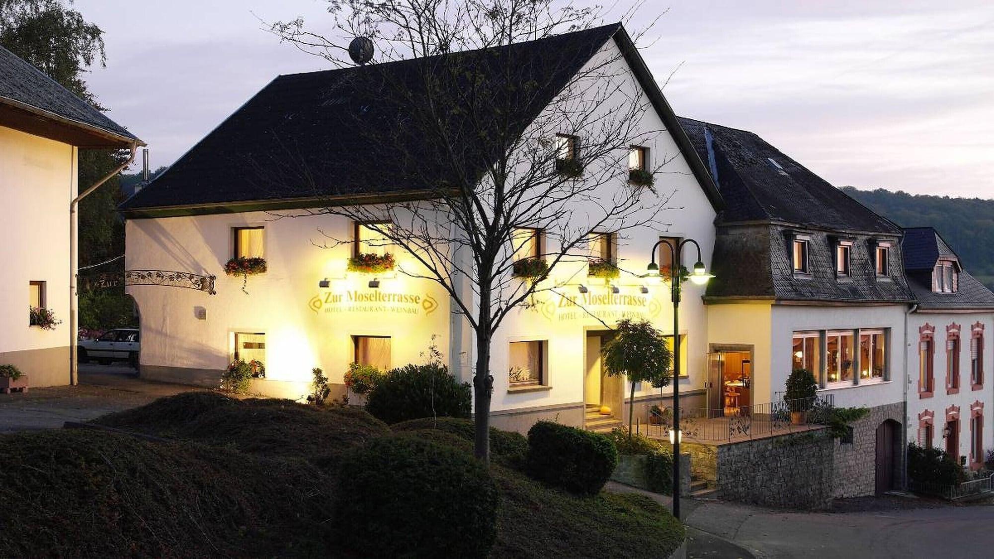 Varios Hotel & Restaurant Zur Moselterrasse