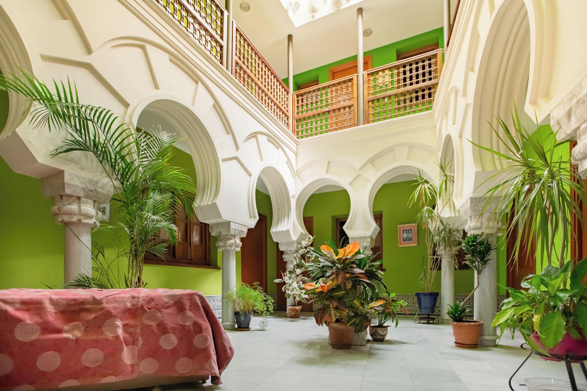 Vista Lobby Safestay Cordoba Mezquita Catedral