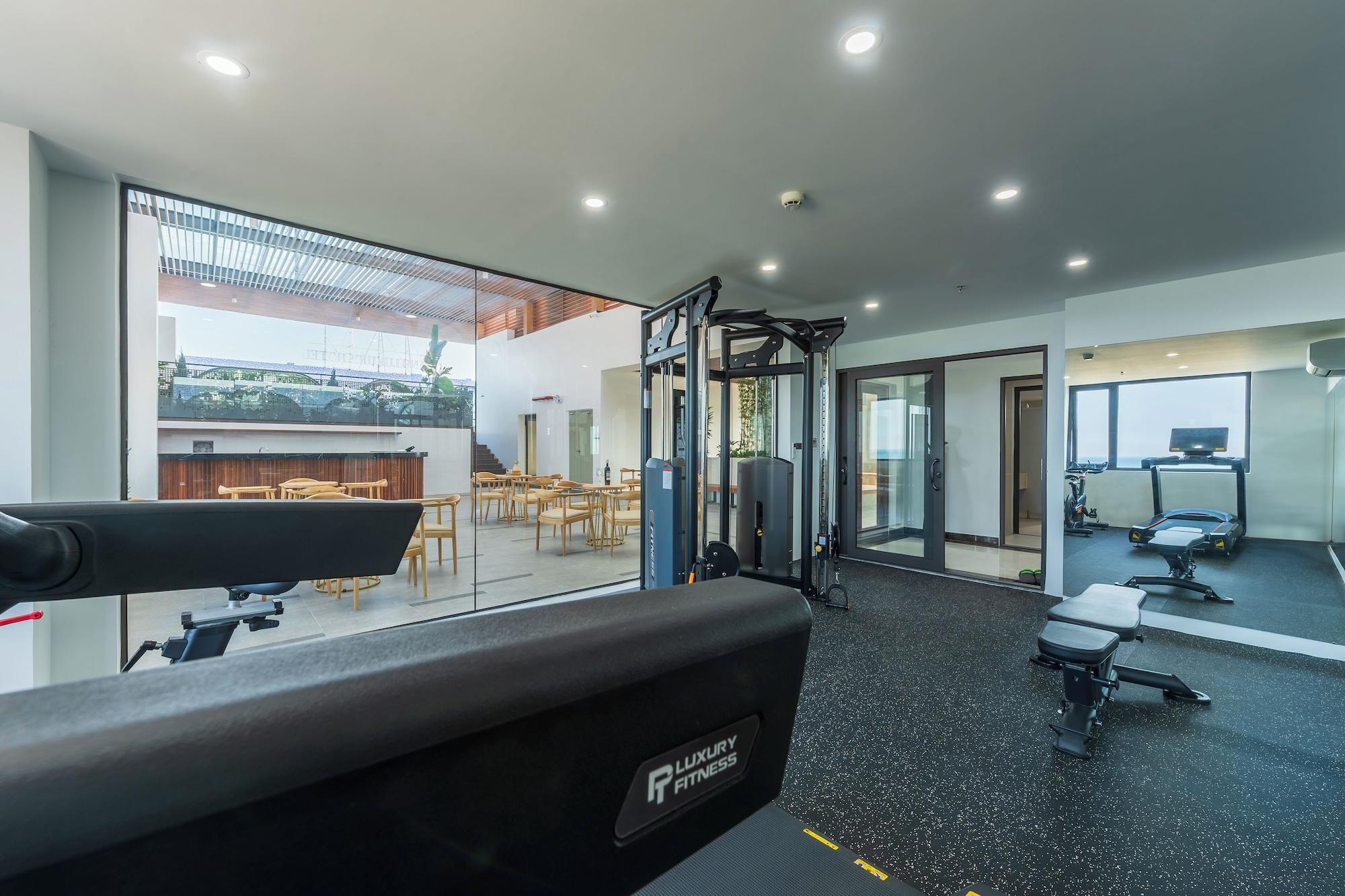 Gimnasio Grand Luxury Hotel Ninh Chu