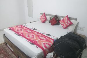 Alojamiento - D.C Hotel