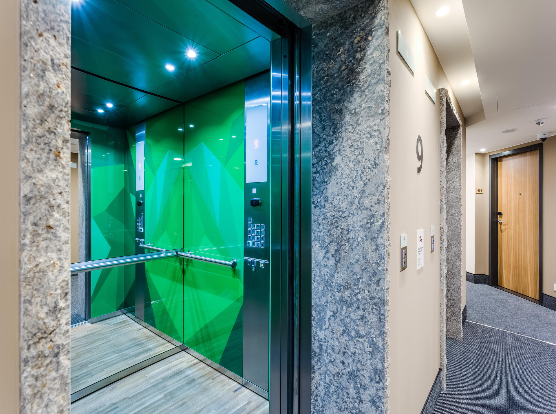 Vista Lobby Holiday Inn Warsaw City Centre by IHG