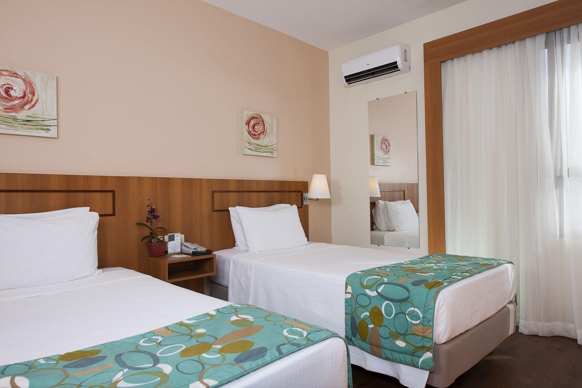 Quarto Comfort Hotel Uberlândia