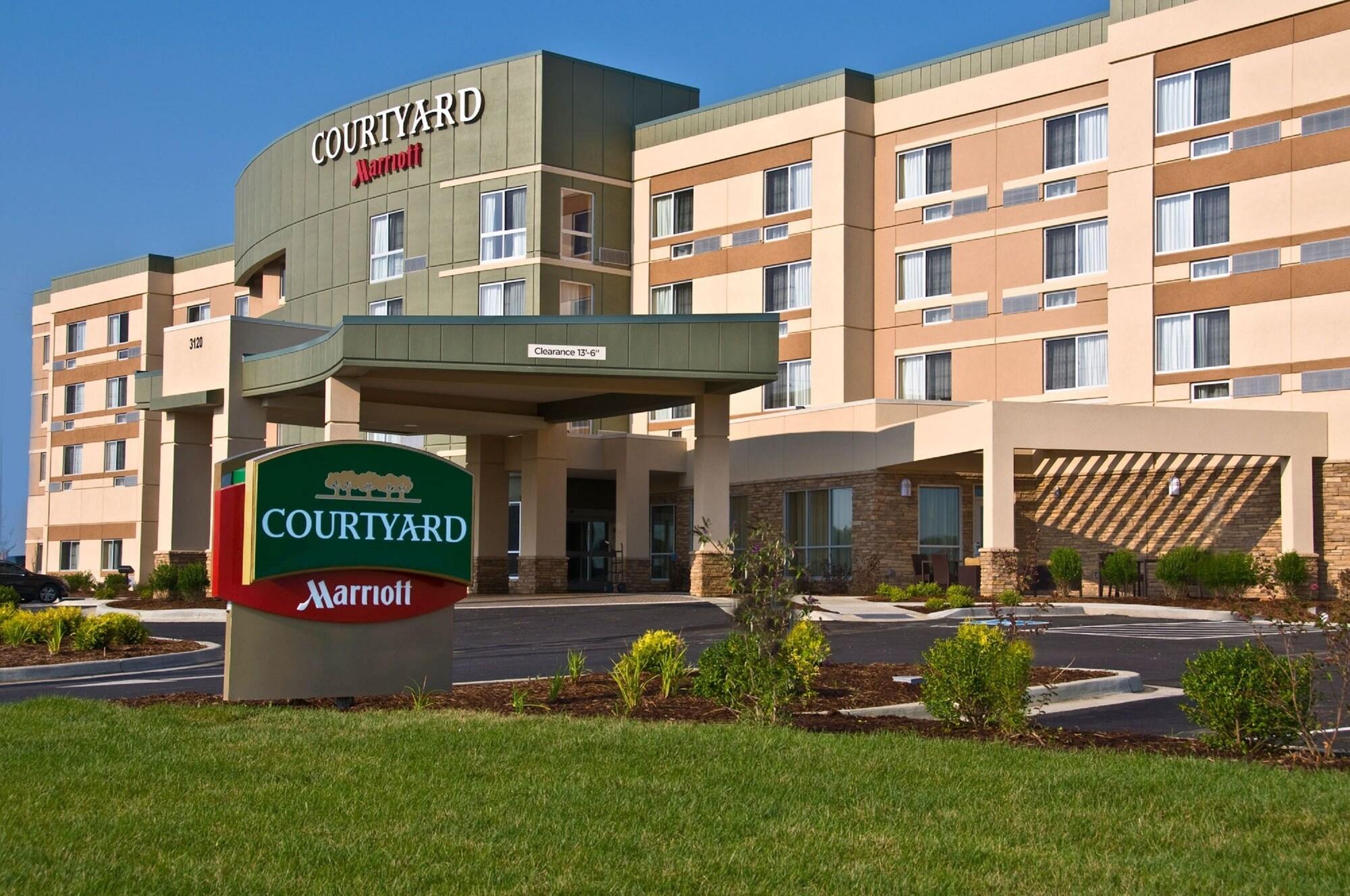 Vista Exterior Courtyard by Marriott Owensboro