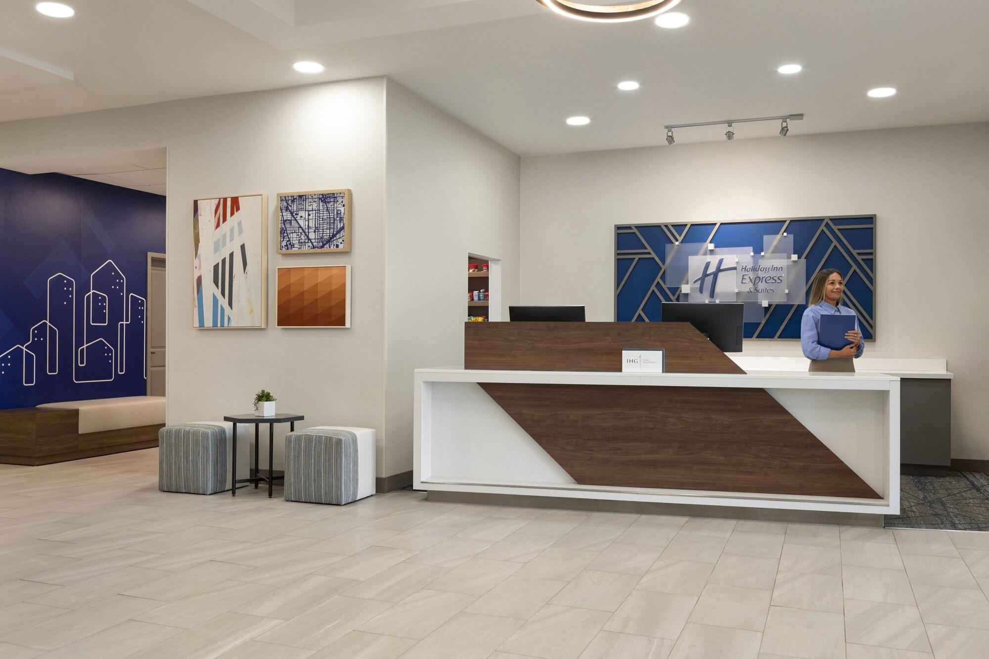 Vista Lobby Holiday Inn Express Hotel & Suites Fort Pierce West by IHG