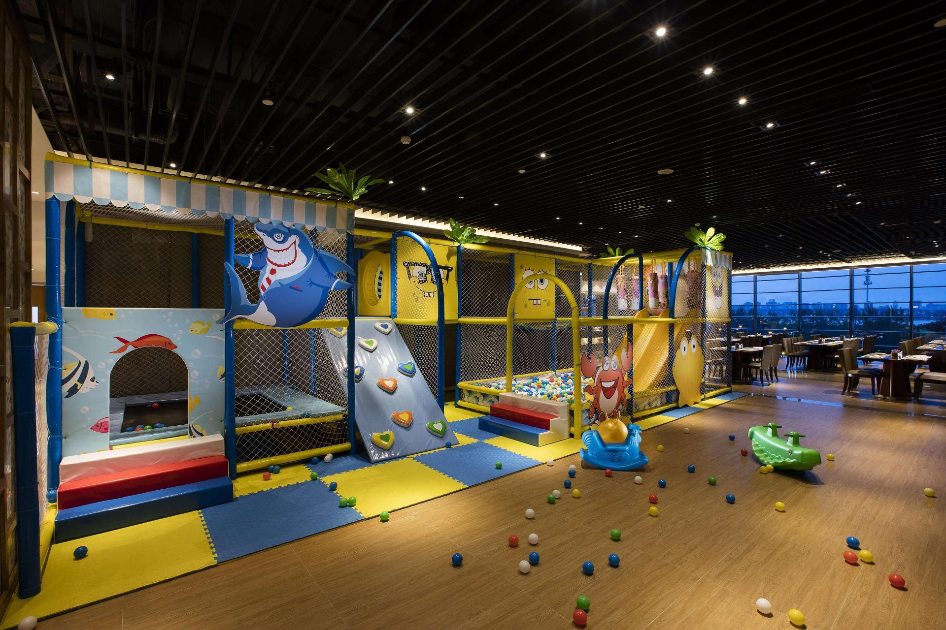 Instalaciones Recreativas Hilton Wuhan Riverside