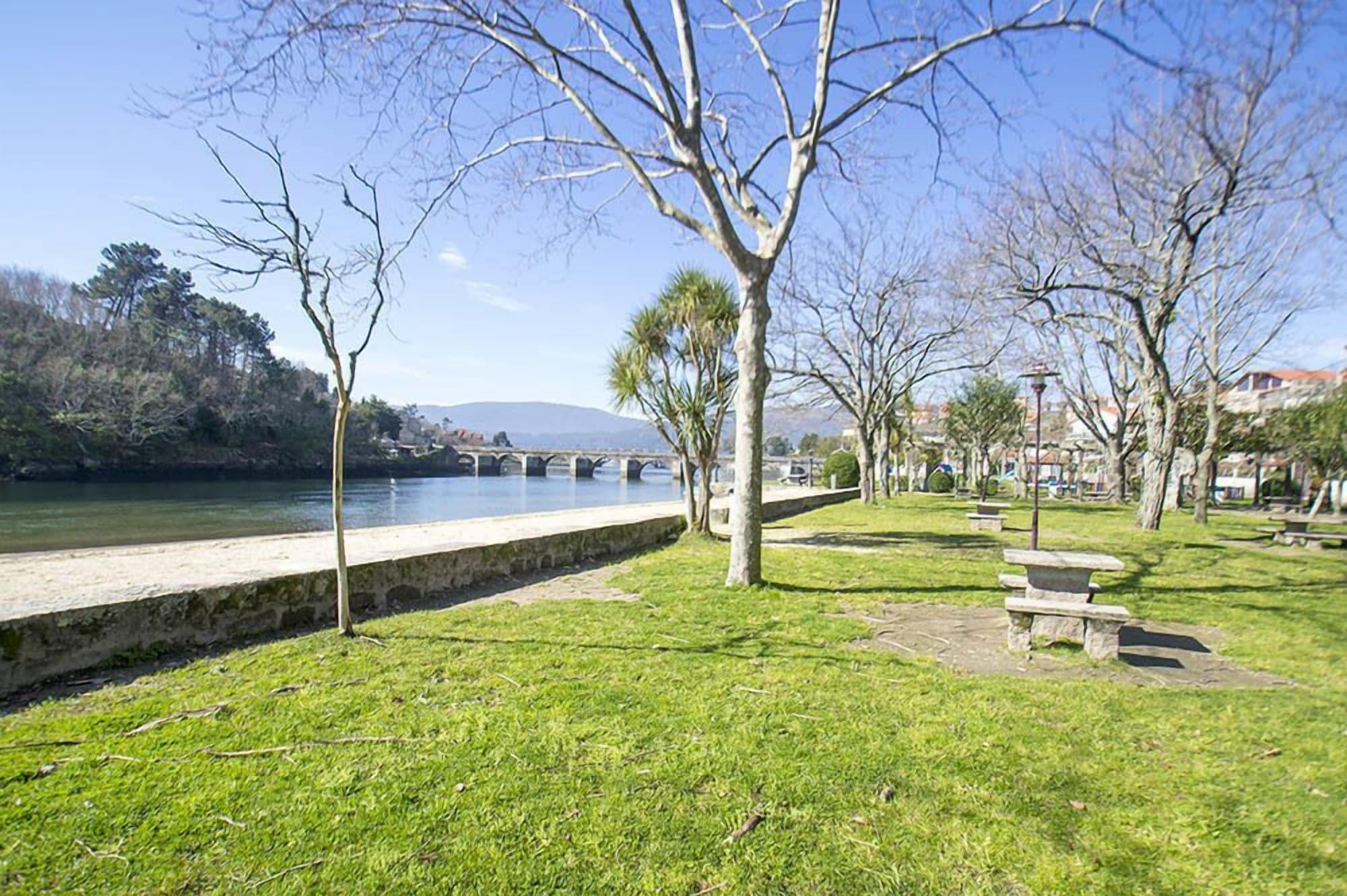 Vista Exterior Hostel Albergue O Mesón