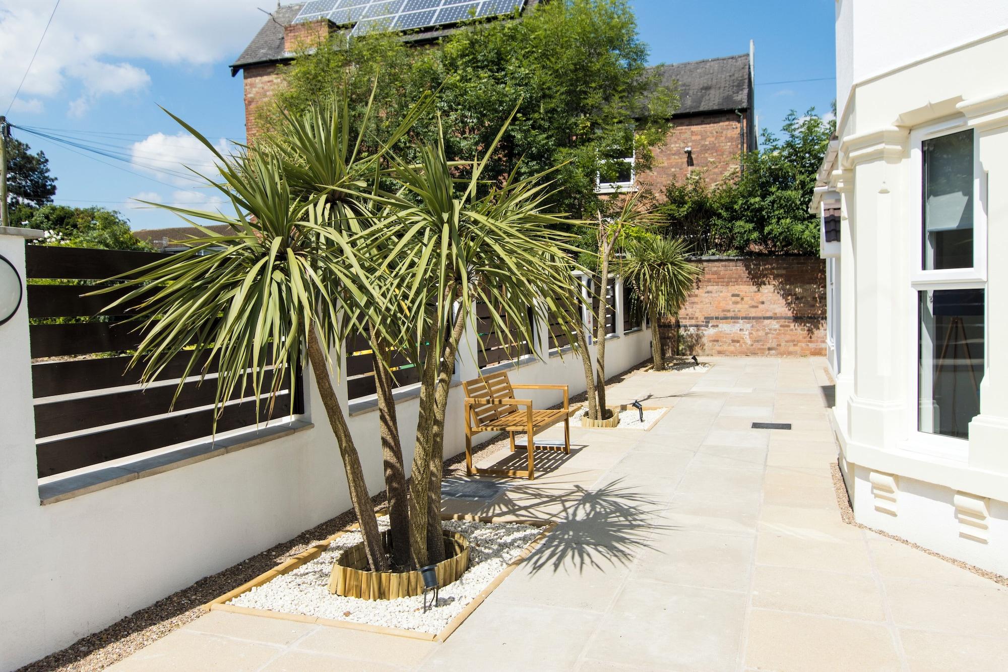 Vista Exterior Bushrah House