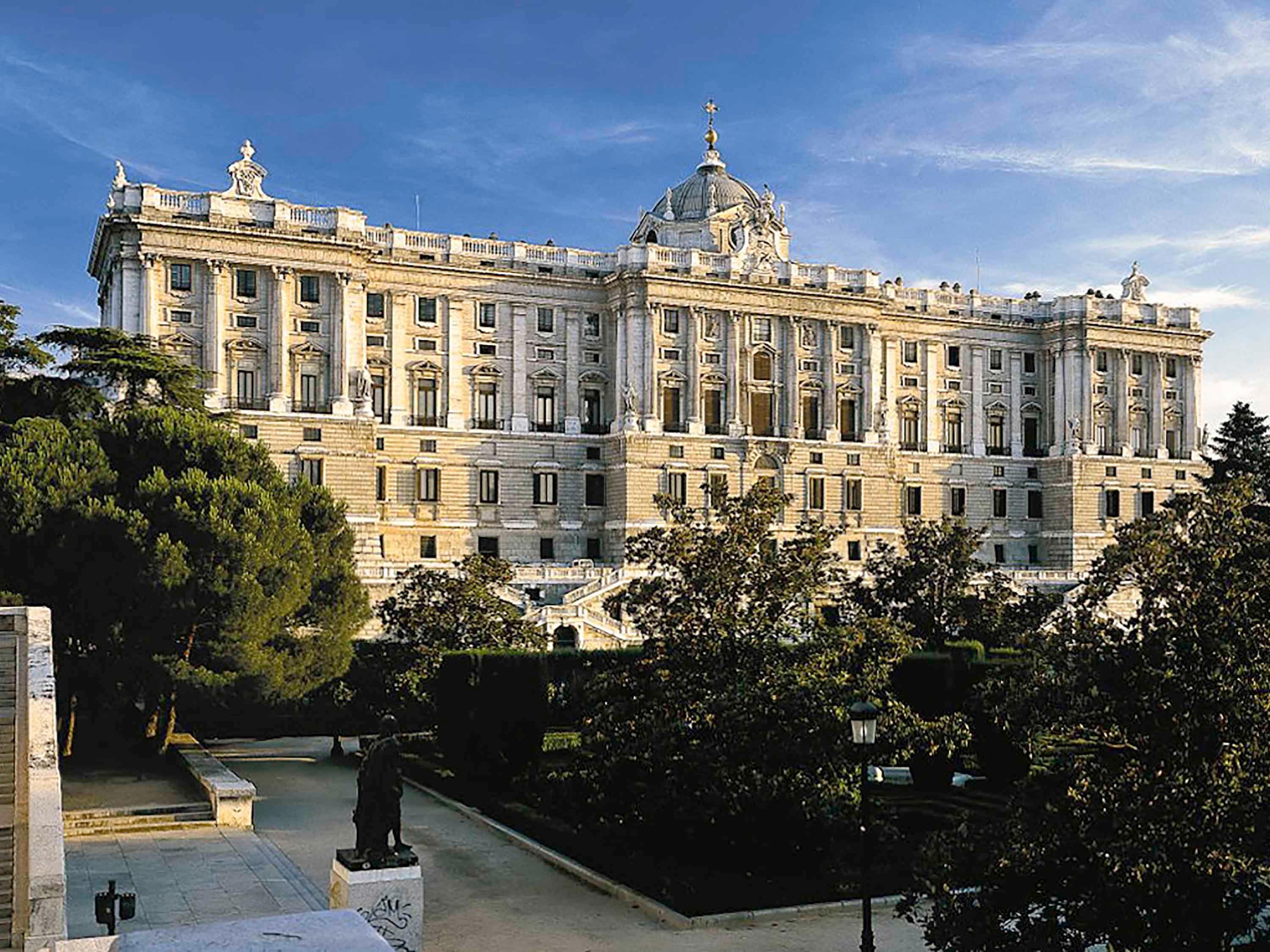 Vista Exterior Hotel ibis Madrid Alcobendas